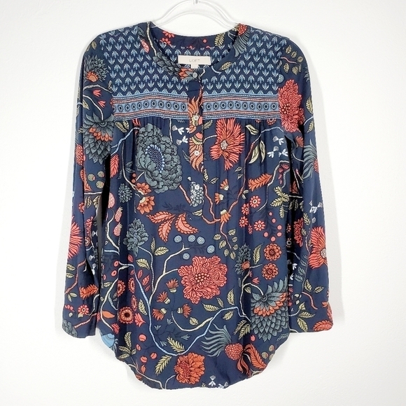 LOFT Tops - LOFT POP-OVER FLORAL TOP